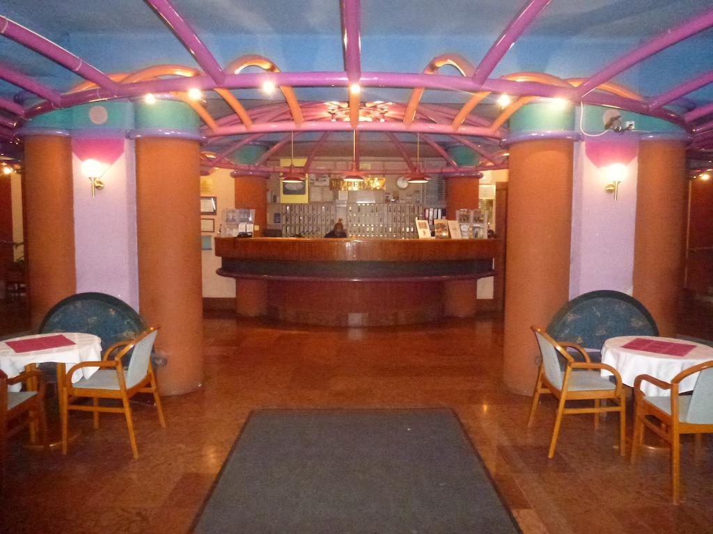 Hotel Ventura Будапеща Екстериор снимка